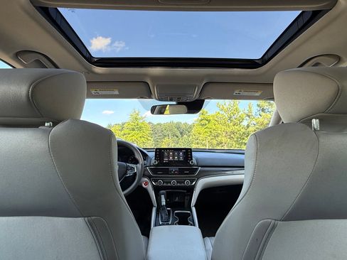 Used 2019 Honda Accord EX image 52
