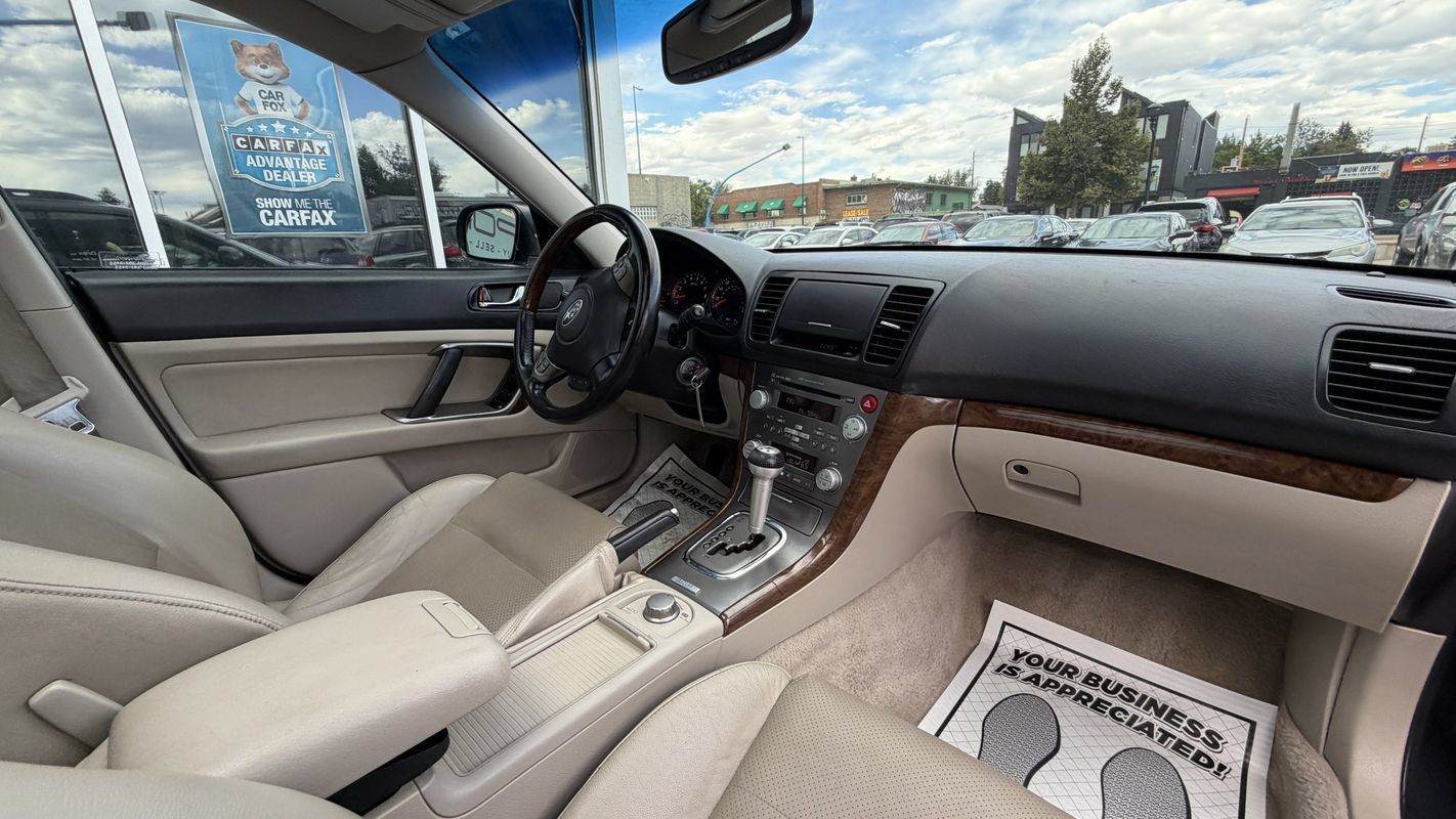 Used 2008 Subaru Outback 3.0R L.L. Bean AWD/4WD image 13