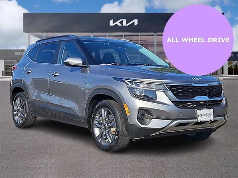 Certified 2022 Kia Seltos S image 1