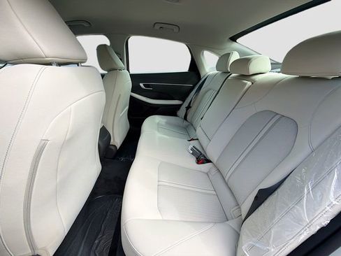 New 2026 Hyundai Sonata SEL FWD image 24