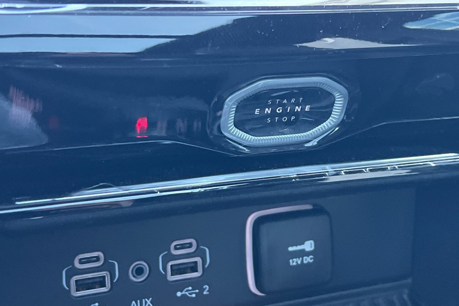 New 2027 Jeep Grand Cherokee Limited AWD/4WD image 27