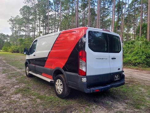 Used 2016 Ford Transit 250 130 Low Roof w/ Exterior Upgrade Package image 6
