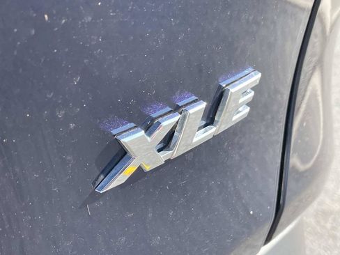 Used 2025 Toyota RAV4 XLE FWD image 10