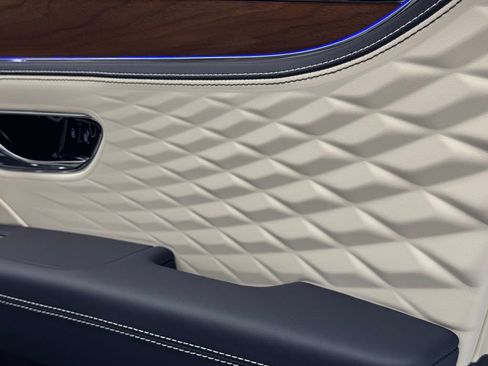 New 2026 Bentley Flying Spur Azure image 68