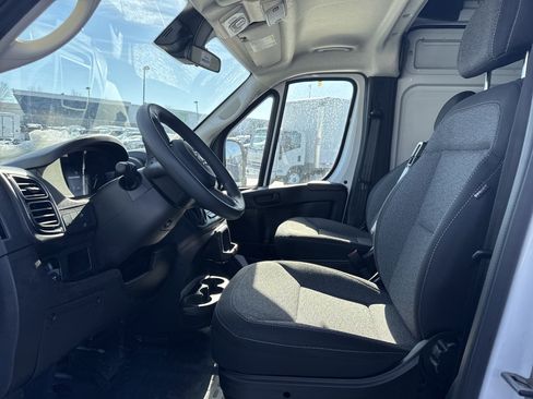 Used 2024 RAM ProMaster 2500 image 23