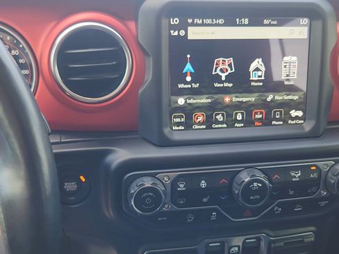 Used 2021 Jeep Wrangler Unlimited Rubicon AWD/4WD image 17
