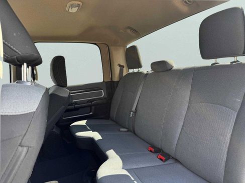 Used 2019 RAM 3500 Big Horn image 41