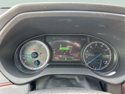 Used 2021 Toyota Venza XLE w/ Softex Package image 26