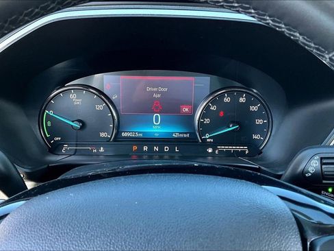 Used 2021 Ford Escape SE w/ Convenience Package AWD/4WD image 12