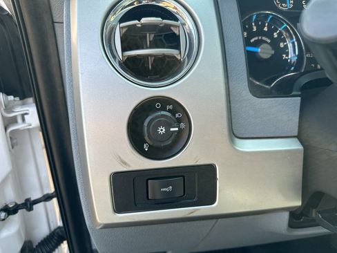 Used 2013 Ford F150 Lariat w/ Luxury Equipment Group image 22