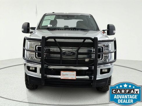 Used 2018 Ford F250 XLT w/ XLT Value Package AWD/4WD image 11
