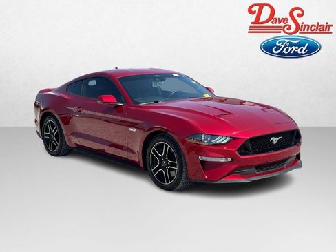 Used 2022 Ford Mustang GT Premium w/ Equipment Group 401A RWD image 4