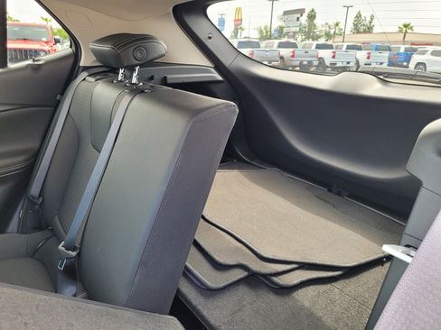 Used 2025 Buick Encore GX Preferred FWD image 12