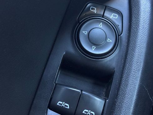 Used 2020 Chevrolet Camaro LT w/ RS Package image 31