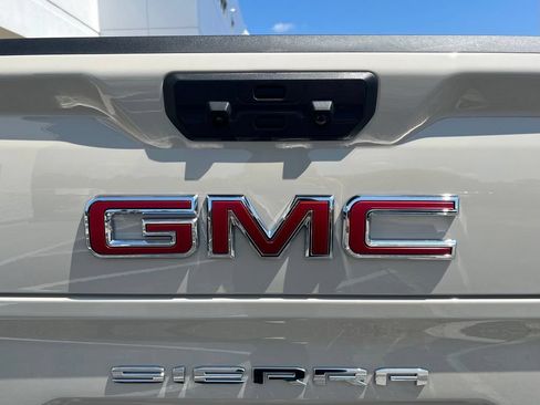 New 2026 GMC Sierra 1500 AT4 w/ AT4 Premium Package AWD/4WD image 8
