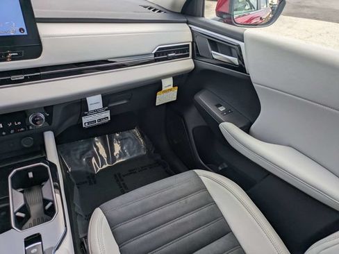 New 2026 Mitsubishi Outlander SE FWD image 17