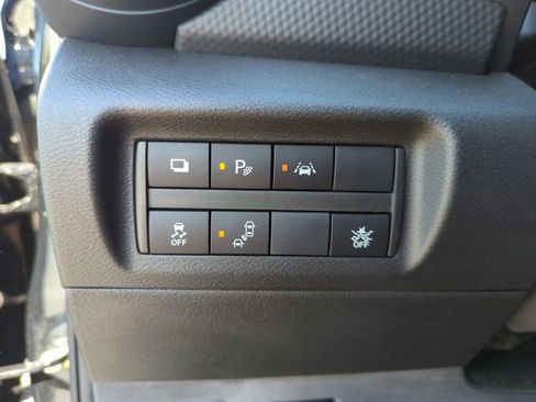 Certified 2022 Nissan Kicks S image 38