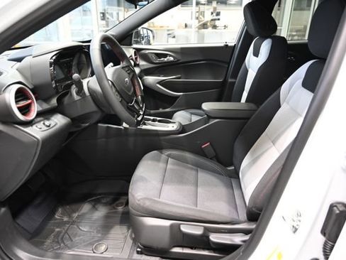 New 2026 Chevrolet Trax RS w/ Driver Confidence Package image 9