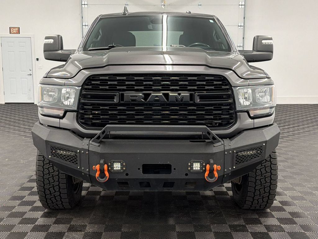 Used 2024 RAM 3500 Big Horn w/ Night Edition AWD/4WD image 6