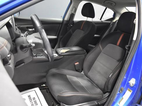Used 2020 Nissan Sentra SR FWD image 5