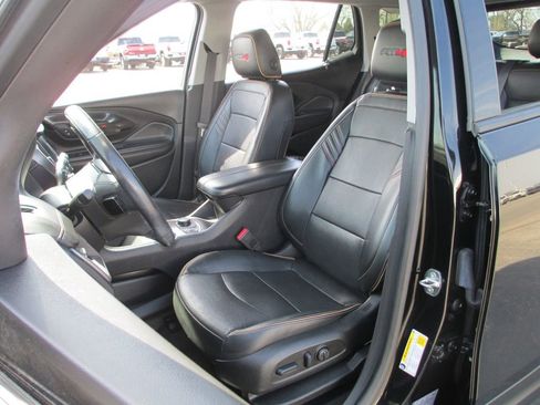 Used 2022 GMC Terrain AT4 w/ Infotainment Package II image 21