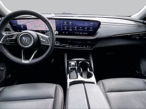 Certified 2025 Buick Envision Avenir AWD/4WD image 16