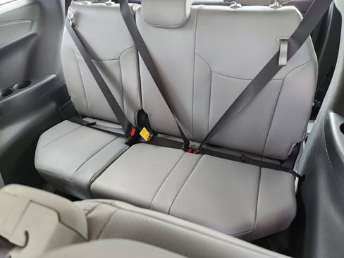 New 2026 Toyota Sienna XLE image 27
