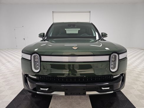 Used 2022 Rivian R1T Adventure AWD/4WD image 8