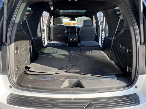 Used 2023 GMC Yukon Denali w/ Max Trailering Package image 24