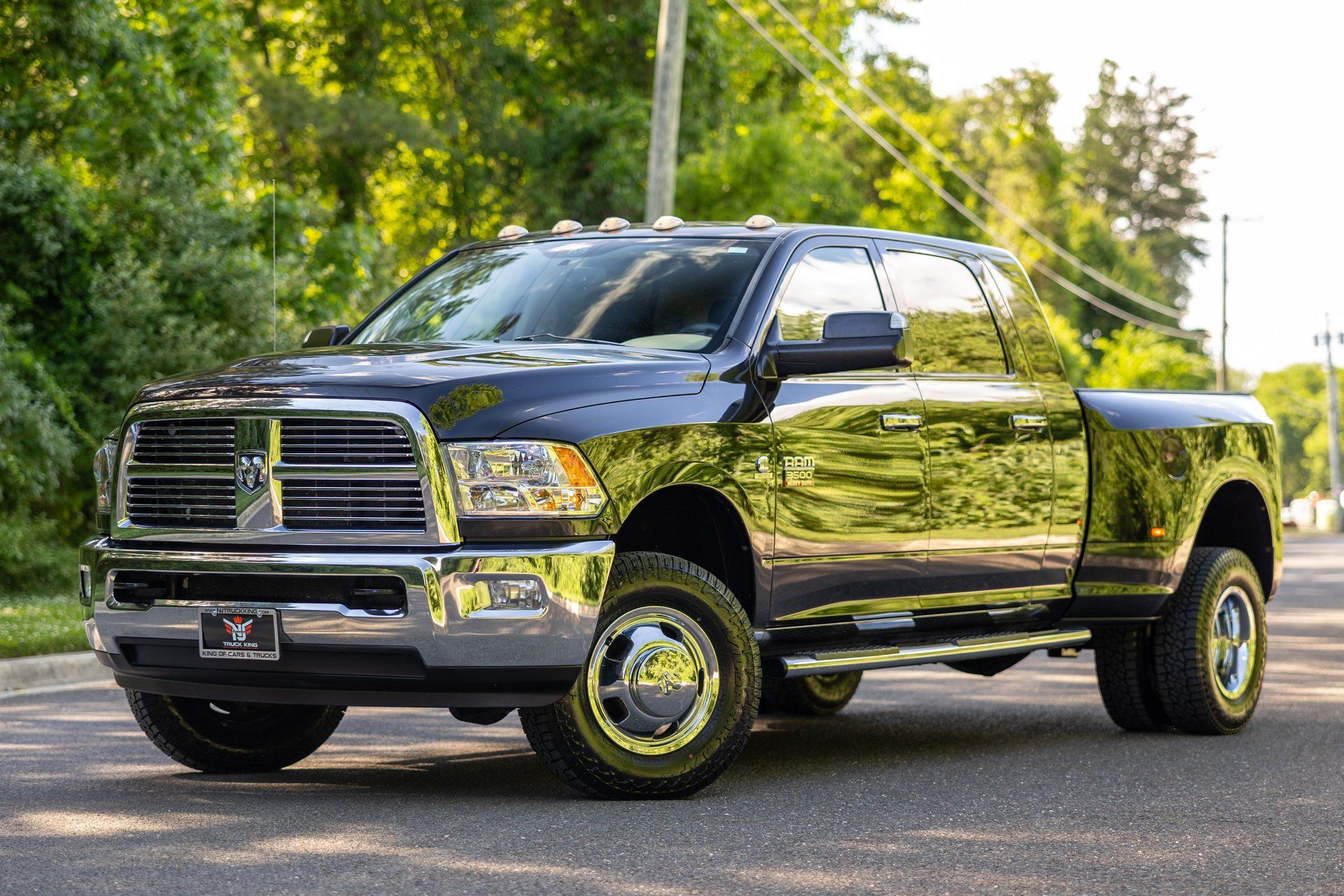 Used 2011 RAM 3500 Big Horn AWD/4WD image 1