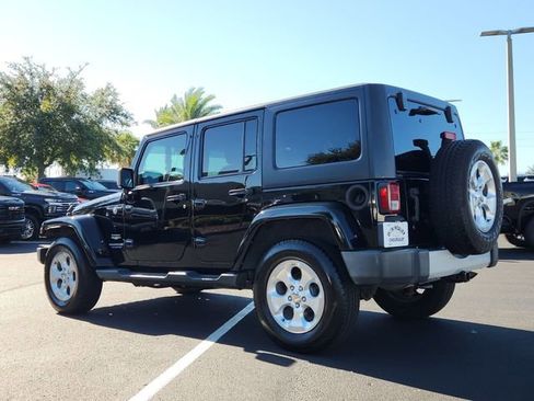 Used 2013 Jeep Wrangler Unlimited Sahara image 3