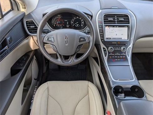 Used 2018 Lincoln MKX Reserve w/ Lincoln MKX Climate Package image 27