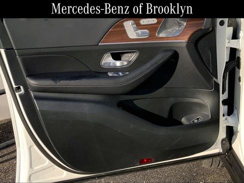 Used 2025 Mercedes-Benz GLE 350 4MATIC image 21