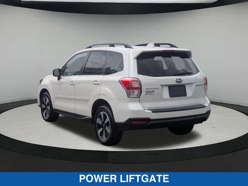 Used 2018 Subaru Forester 2.5i Limited AWD/4WD image 6