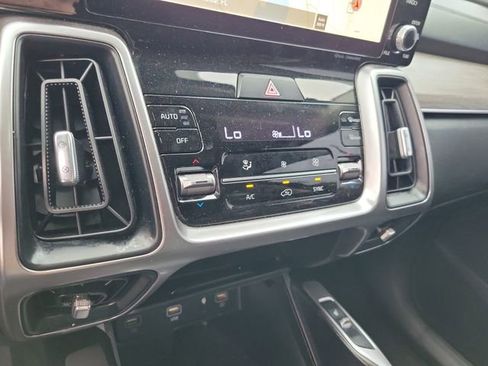 Used 2023 Kia Sorento X-Line EX image 25