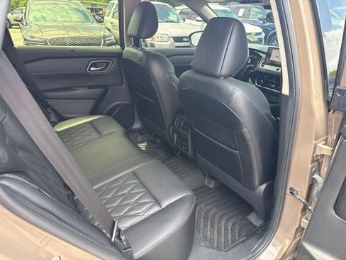 Used 2024 Nissan Rogue Platinum w/ Platinum Premium Package FWD image 19