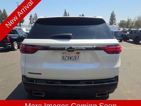 Used 2022 Chevrolet Traverse Premier w/ Redline Edition FWD image 4