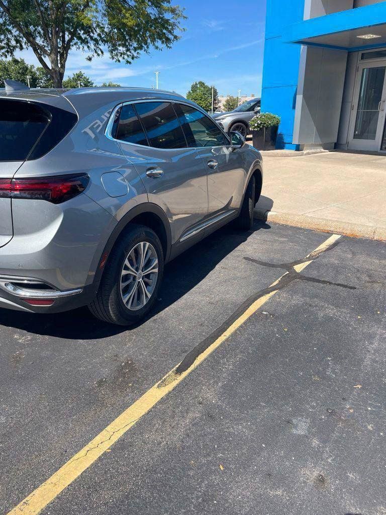 Used 2023 Buick Envision Preferred AWD/4WD image 3