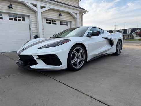 Used 2023 Chevrolet Corvette Stingray Premium Cpe w/ Z51 Performance Package RWD image 7