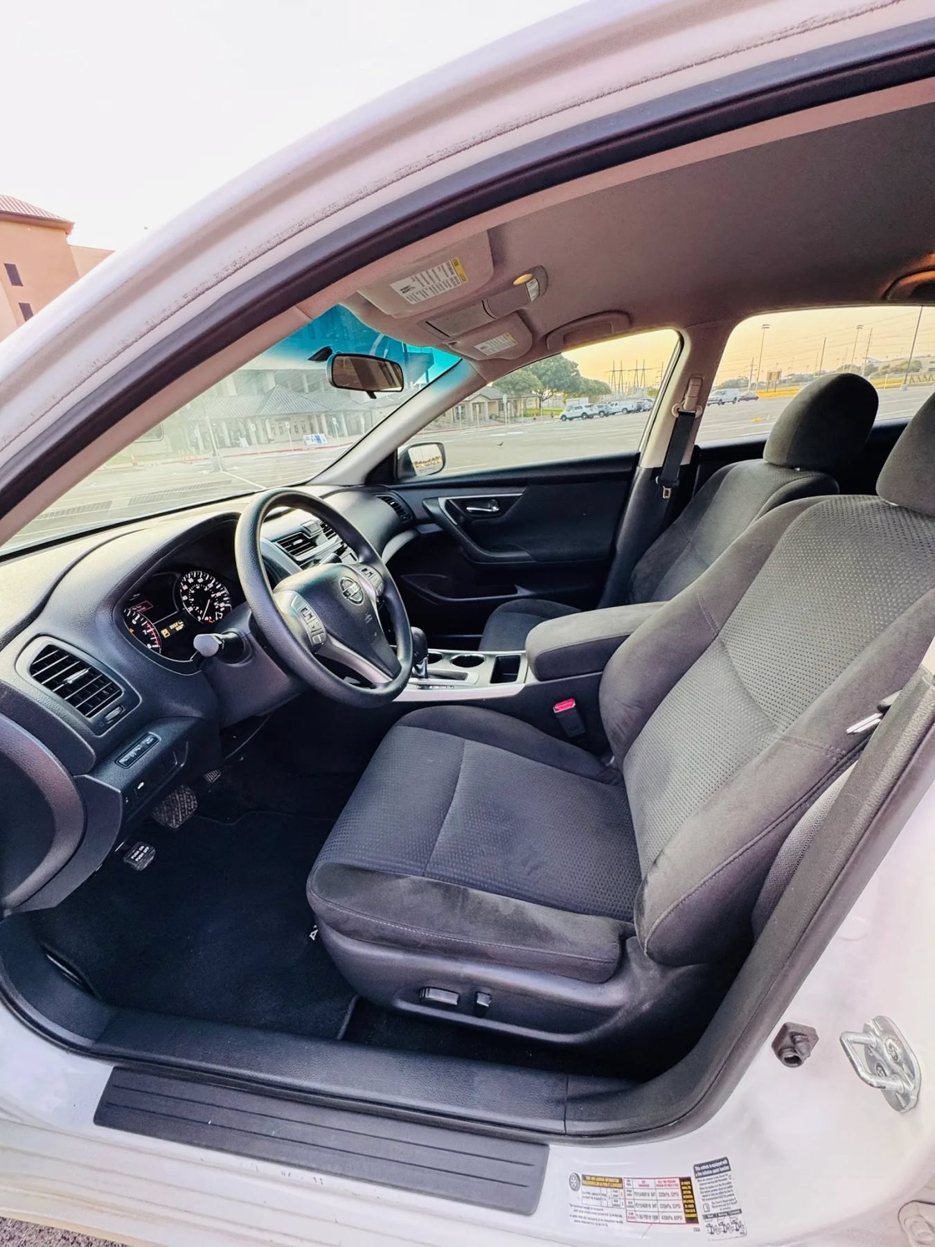 Used 2015 Nissan Altima 2.5 S w/ Power Driver Seat Package FWD image 9