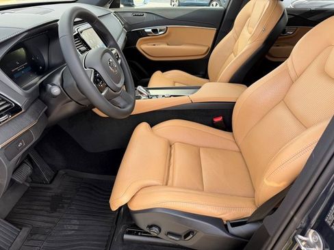 Certified 2024 Volvo XC90 B6 Ultimate w/ Protection Package Premier image 3