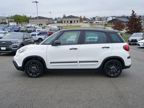 Used 2019 FIAT 500L Trekking image 9