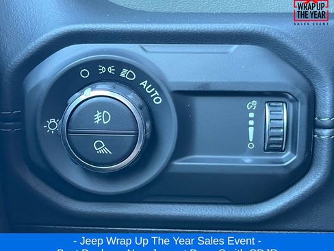 New 2025 Jeep Gladiator Mojave image 19