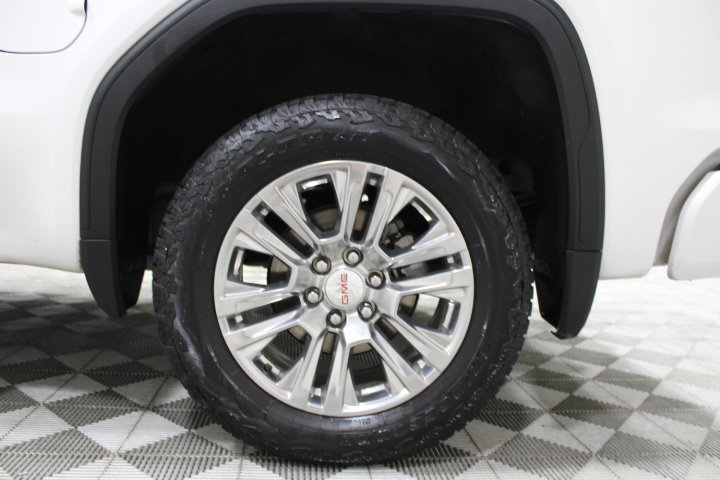 Used 2024 GMC Sierra 1500 Denali w/ Technology Package AWD/4WD image 49