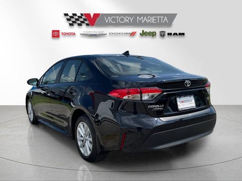 Used 2026 Toyota Corolla LE w/ LE Premium Package FWD image 3