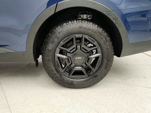 Used 2024 Kia Sorento SX Prestige w/ Olive Brown Leather Package image 9