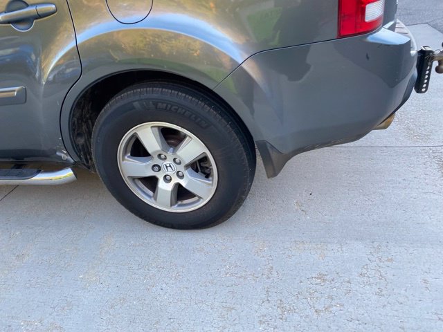 Used 2010 Honda Pilot EX-L image 12