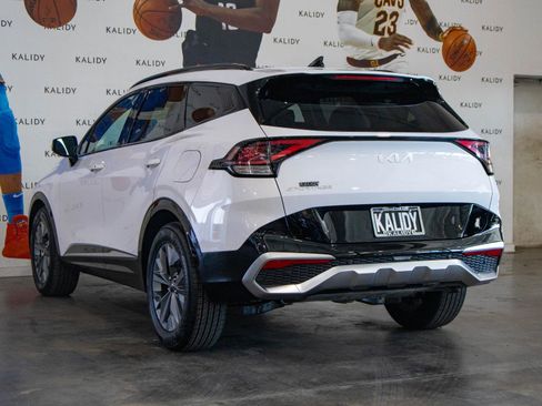 New 2025 Kia Sportage SX FWD image 23