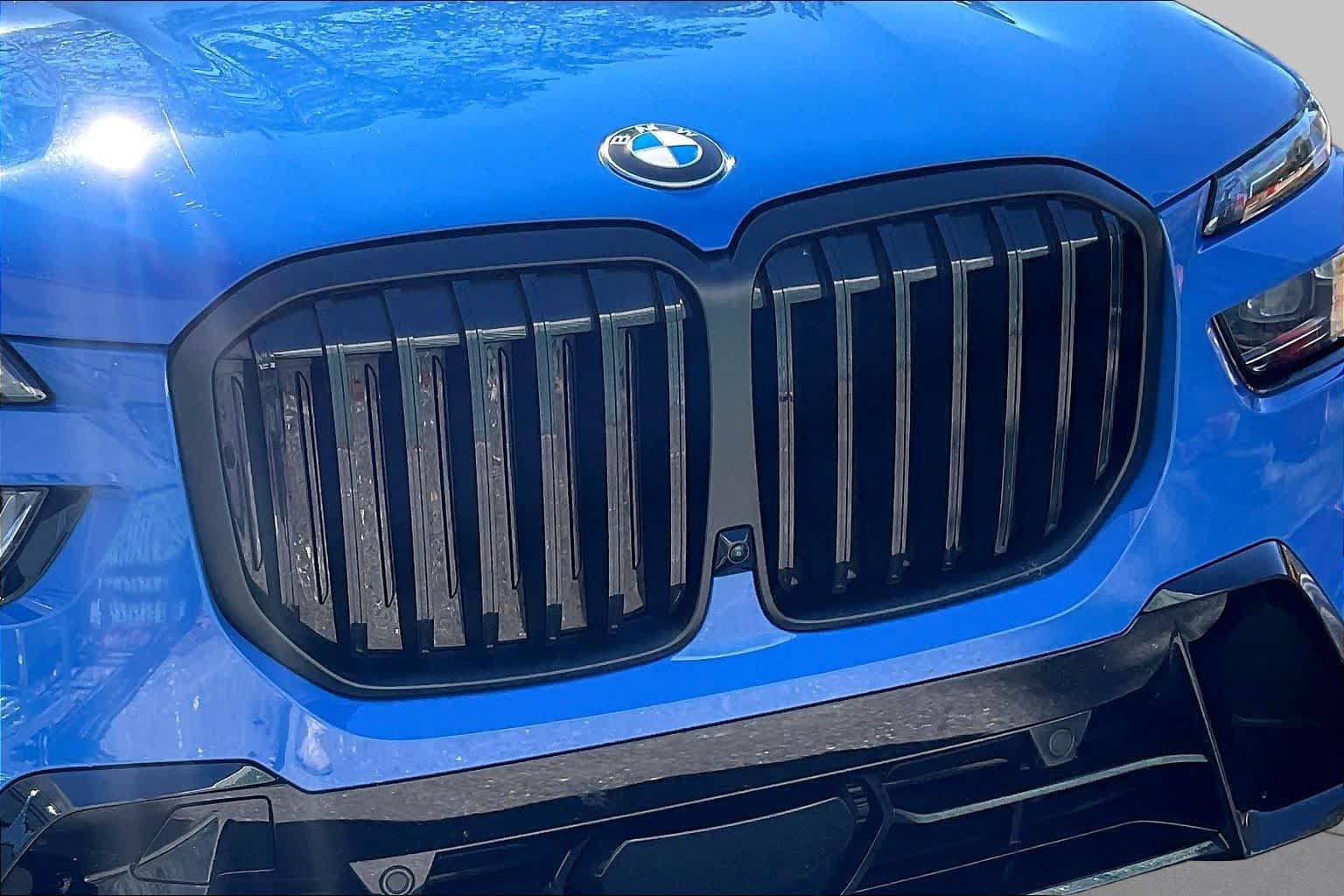 Used 2026 BMW X7 xDrive40i w/ Executive Package AWD/4WD image 32