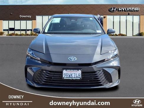 Used 2025 Toyota Camry LE image 2